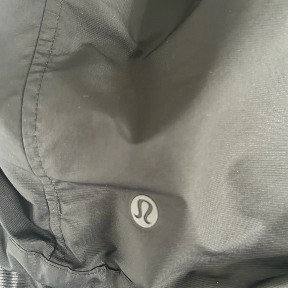 Lululemon | Women’s Lightweight Cropped Track Jacket – Black - Picture 11 of 11